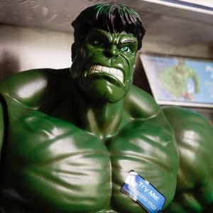 Exkluzív Beszélő Hulk Figura, Ütésváltó Funkcióval