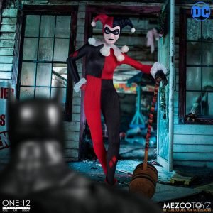 DC Comics Harley Quinn Deluxe 1/12 Figura 16 Cm