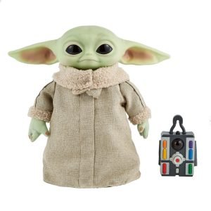 Star Wars The Mandalorian Baby Yoda plüss interaktív játékfigura