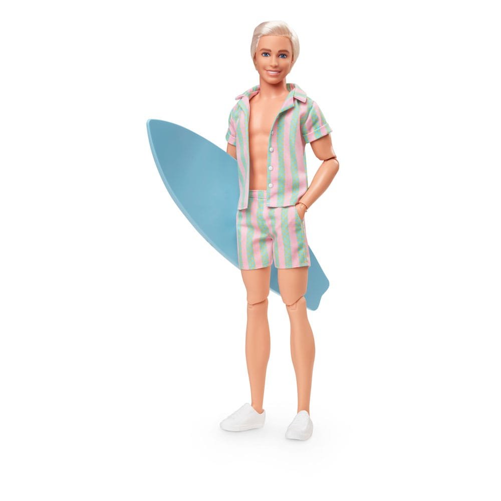 Barbie, a film - Ken baba csíkos szettben szörfdeszkával